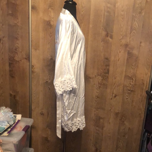 New Without Tags:  Silky Bridal Robe with belt - Picture 7 of 17
